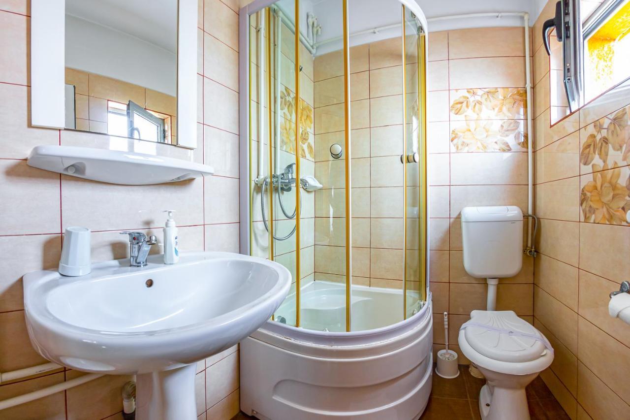 Motel Dasiana Târgu Jiu Esterno foto