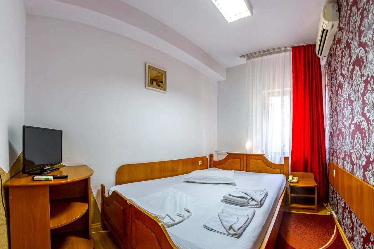Motel Dasiana Târgu Jiu Esterno foto