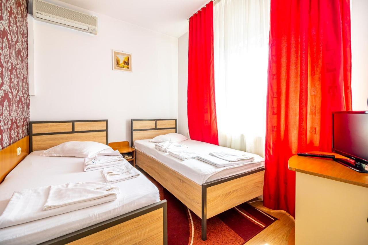 Motel Dasiana Târgu Jiu Esterno foto