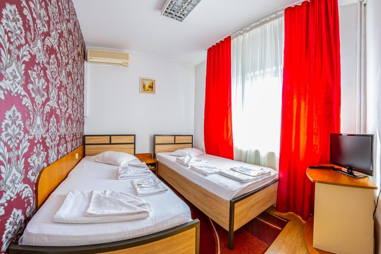 Motel Dasiana Târgu Jiu Esterno foto